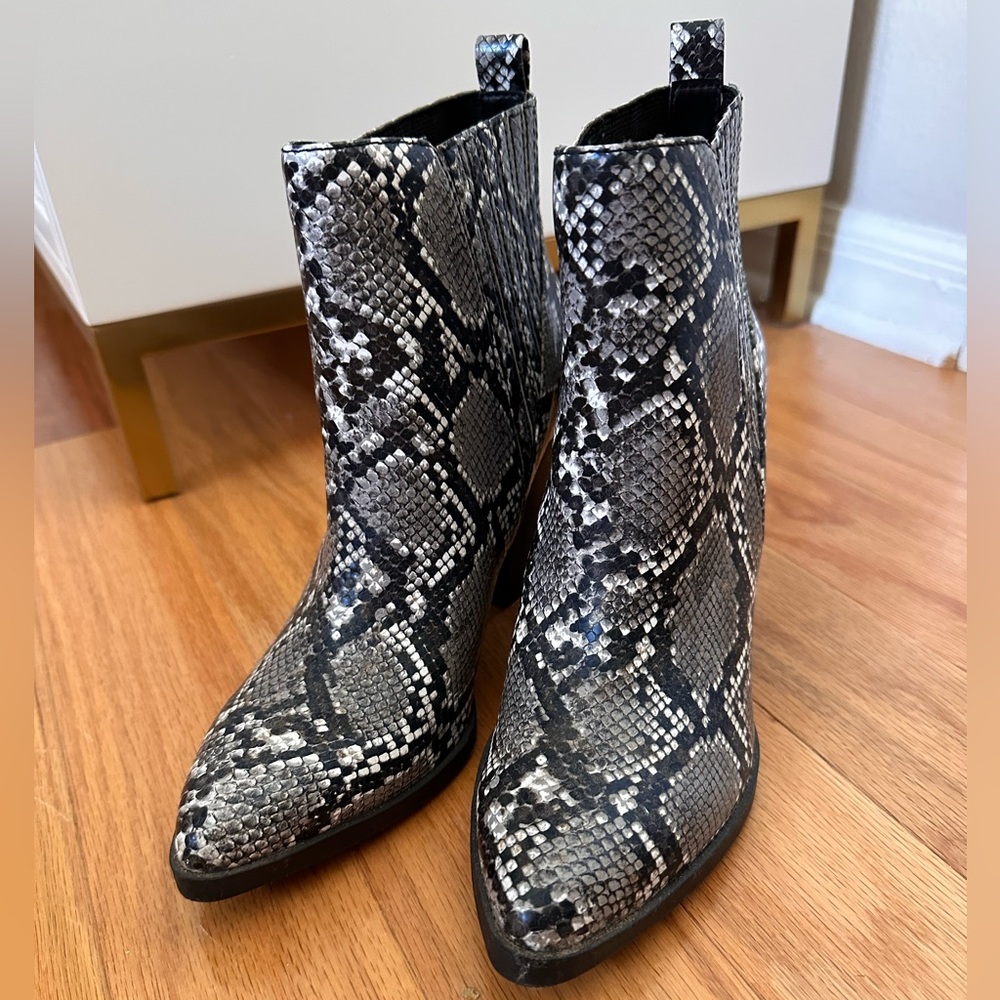 Indigo Rd. Adore Booties